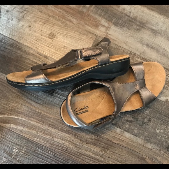 Clarks Collection Sandals - Picture 2 of 2